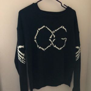 Obey sweater
